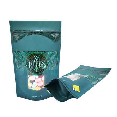 خرید 1 OZ Matte Spot UV Print کیسه های ایستاده با زیپلاک و پنجره قابل باز کردن برای بسته بندی علف، گیاه، آب نبات online manufacture